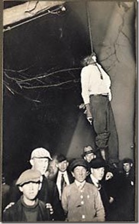1920s And 1930s Lynchings Were A Public Affair And Many People Celebrated The Murder Of People That Never Got Trials For Anything